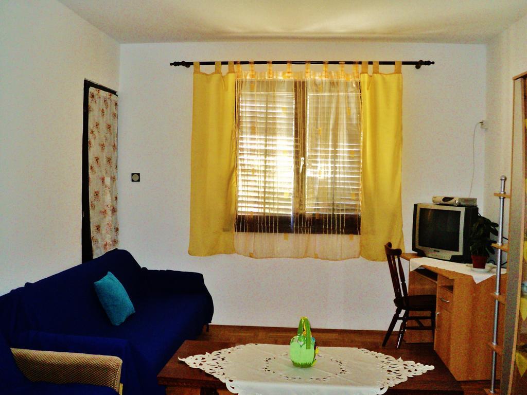 Apartments Nevenka Veglia Exterior foto